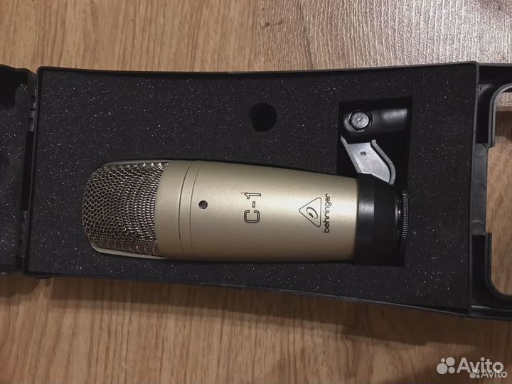 Микрофон behringer c1