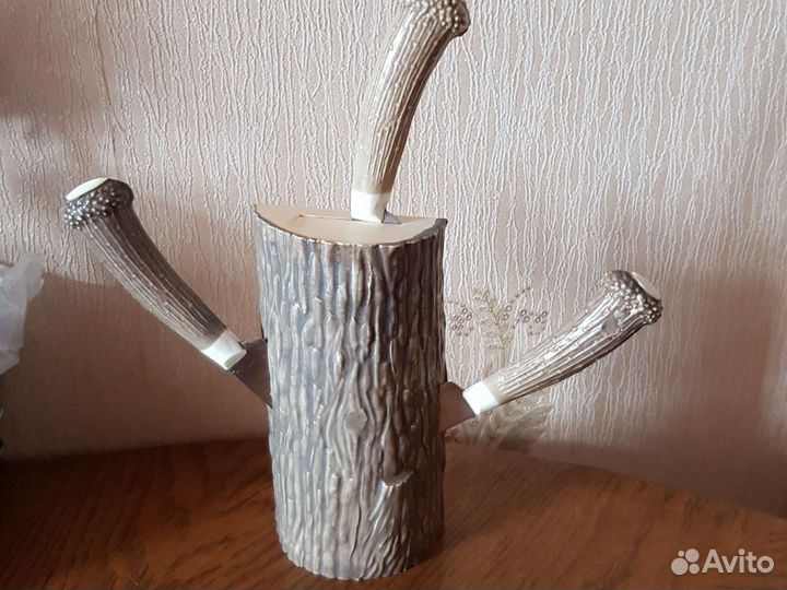 Кухонные ножи на подставке