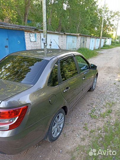 LADA Granta 1.6 МТ, 2021, 40 000 км