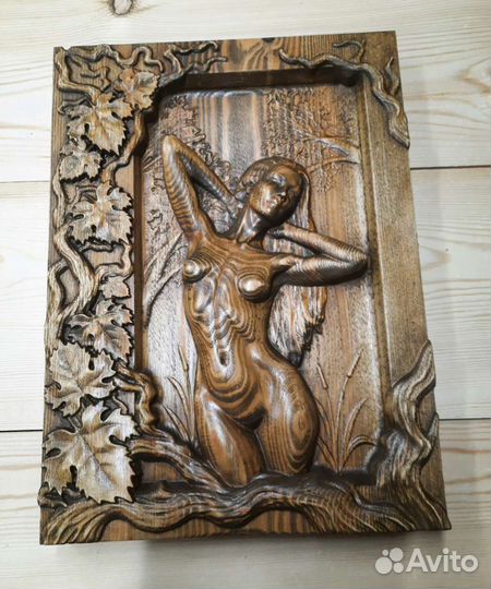 Картина девушка в саду