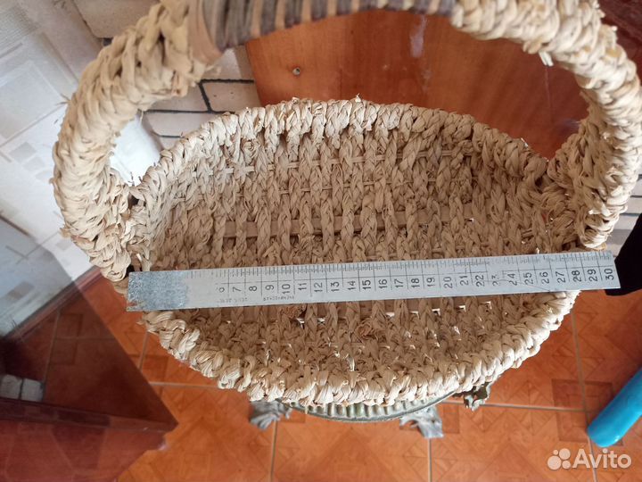 Корзина плетеная