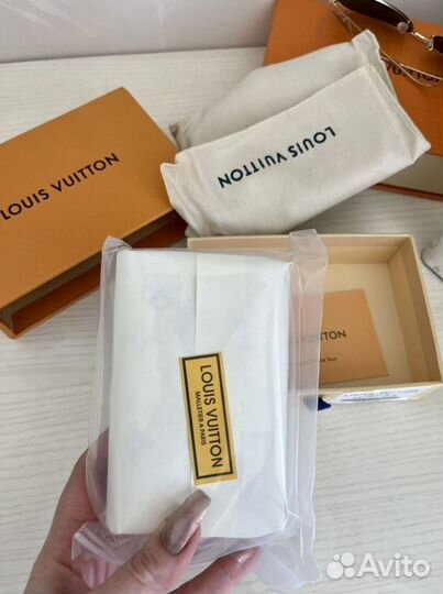 Картхолдер louis vuitton оригинал