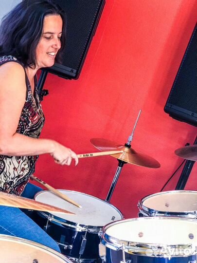 Уроки по направлению ударная установка(барабаны)