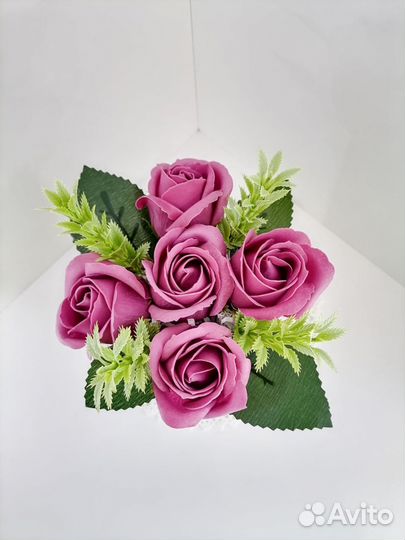 Букет из пенных роз