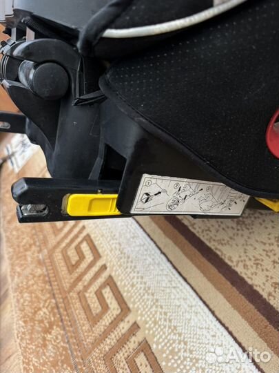 Автокресло Recaro Monza Nova