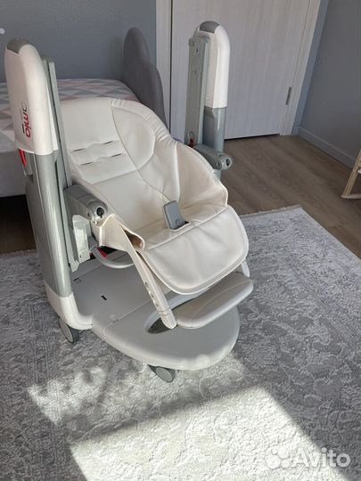 Стульчик для кормления Tatamia Follow Me