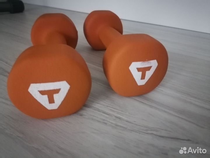 Гантели 2 кг torneо