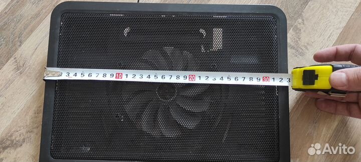 Охлаждающая подставка для ноутбука