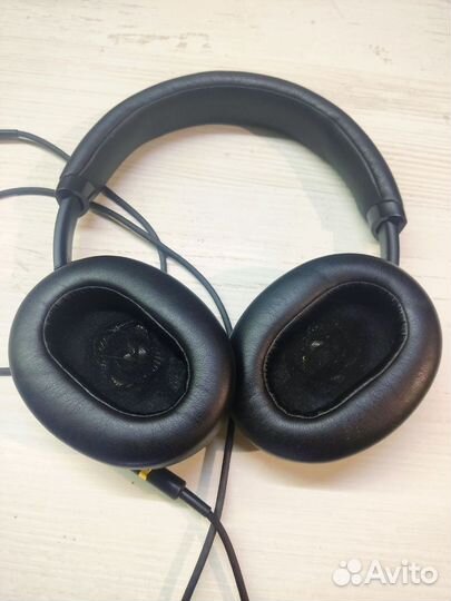 Наушники Sony MDR-1AM2