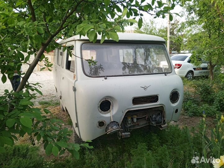 Автомобили на запчасти
