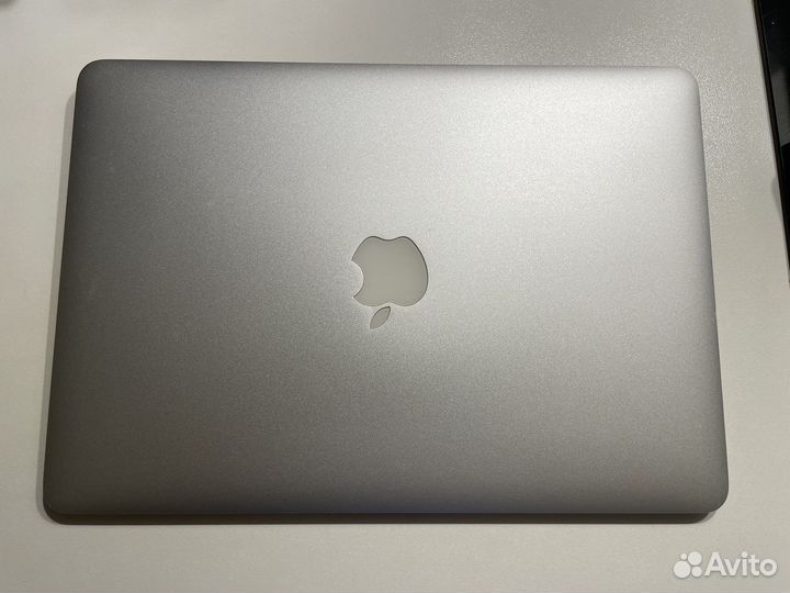 Apple MacBook Air 13 2010