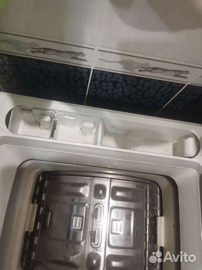 Стиральная машина с вертикальной загрузкой