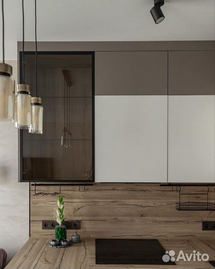 Кухня с барной стойкой