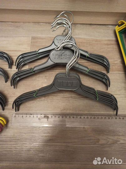 Вешалки плечики детские