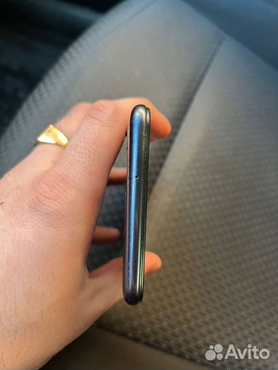 Samsung Galaxy A10, 2/32 ГБ