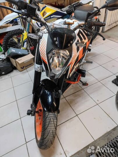 KTM duke 390