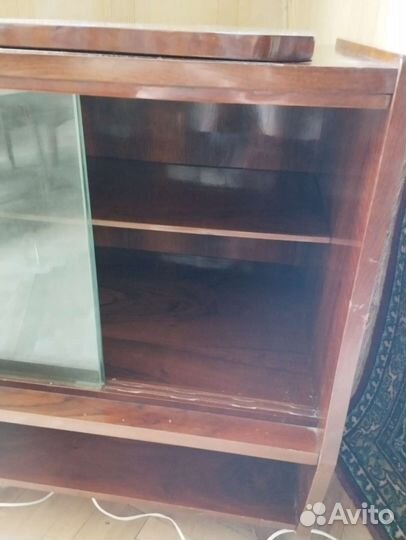 Тумба под телевизор «Харгита» Румыния 1970-е гг