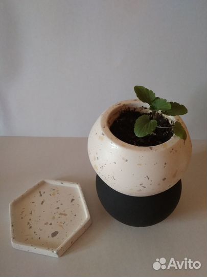 Кашпо малое, декоративное из гипса