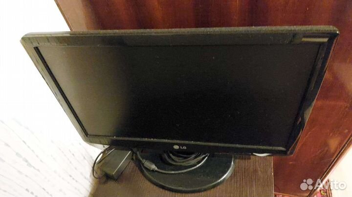 Монитор lg