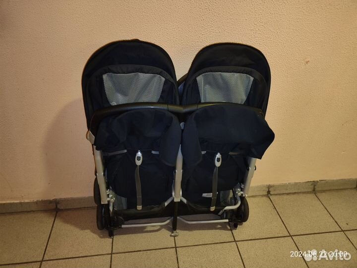 Коляска для двойни peg perego
