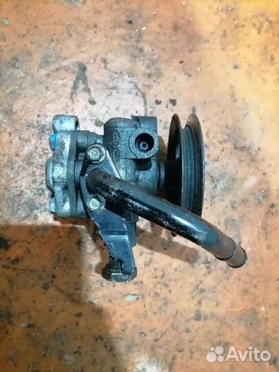 Насос гидроусилителя руля Hyundai Getz 2002-2010