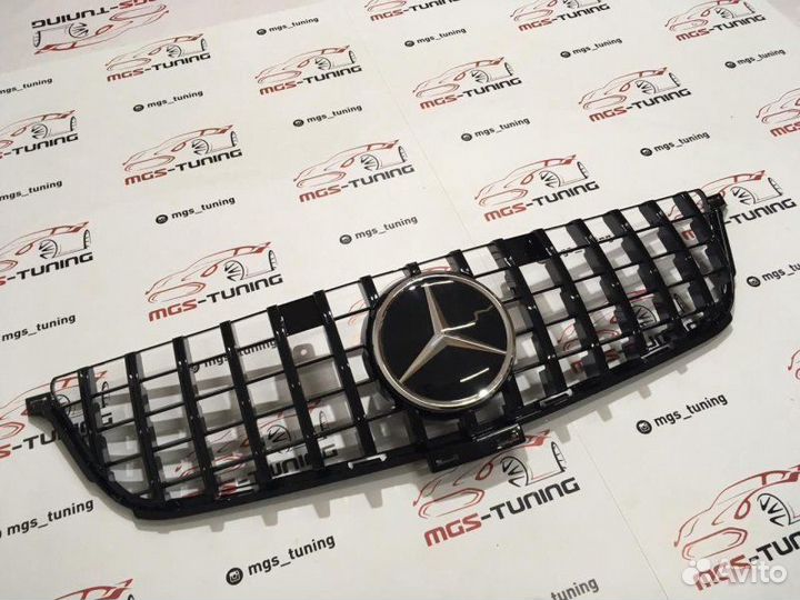 Решетка на Mercedes ML w166 GT Black Дистроник