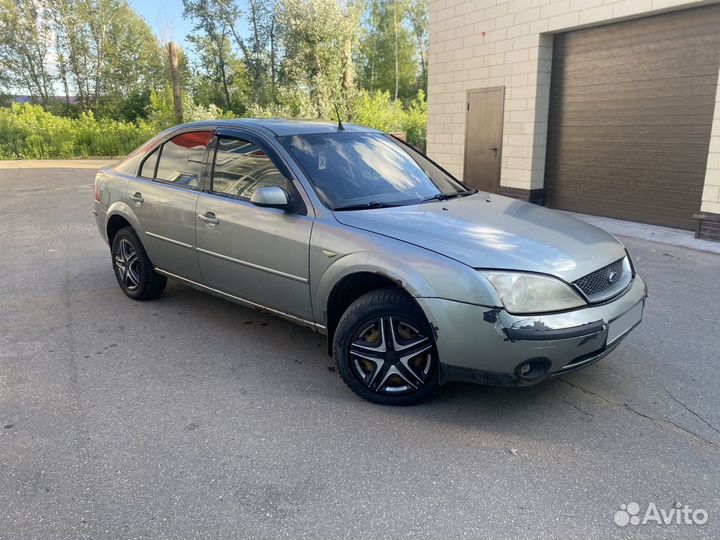 Ford Mondeo 2.0 МТ, 2001, 300 000 км