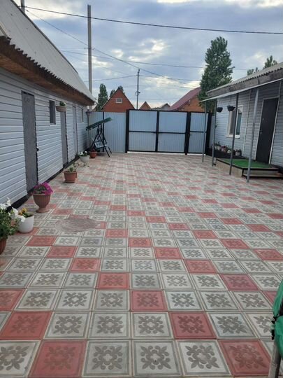 Комната 81 м² в 3-к., 1/1 эт.