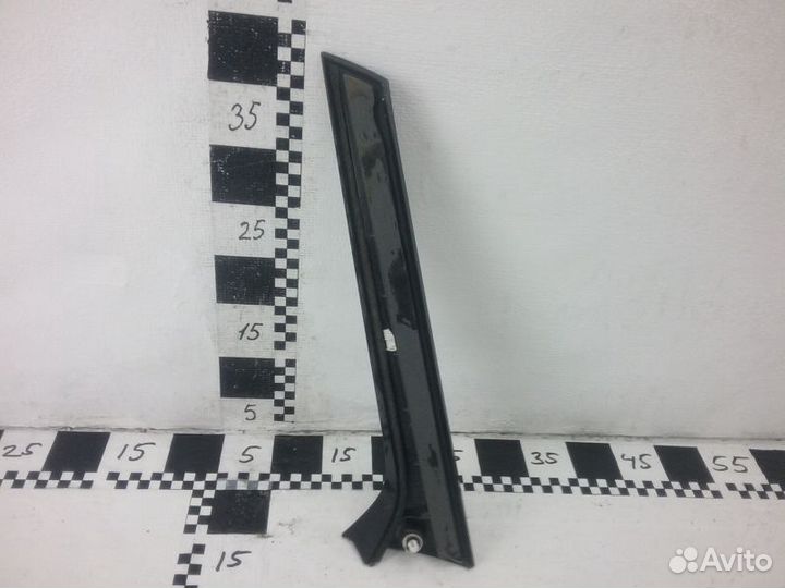 Накладка крышки багажника правая Audi Q5 2