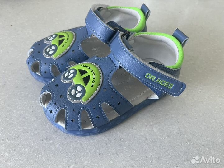 Сандалии детские