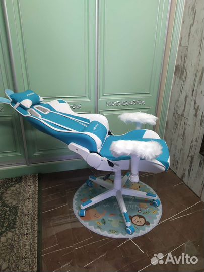 Компьютерное кресло. Геймерское кресло