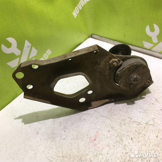 Опора двигателя правая Фиат Пунто 176