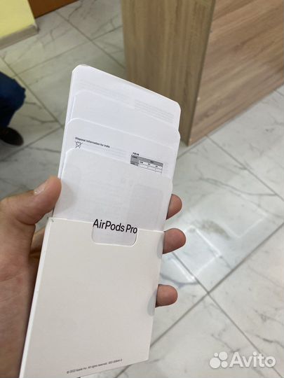 Наушники apple Airpods