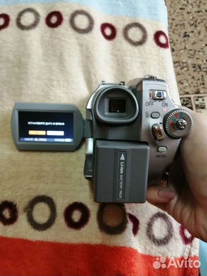 Видеокамера Panasonic VDR D300EE