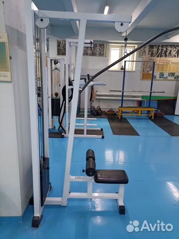 Верхняя тяга тренажер