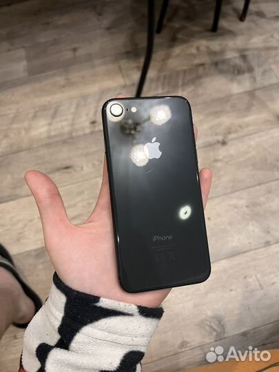 iPhone 8, 64 ГБ