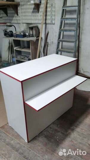 Торговые витрины для магазина (лдсп и стекло)