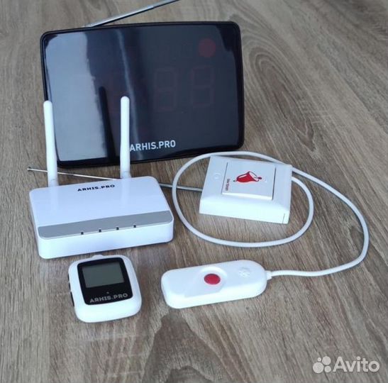 Кнопка вызова персонала лежачему больному