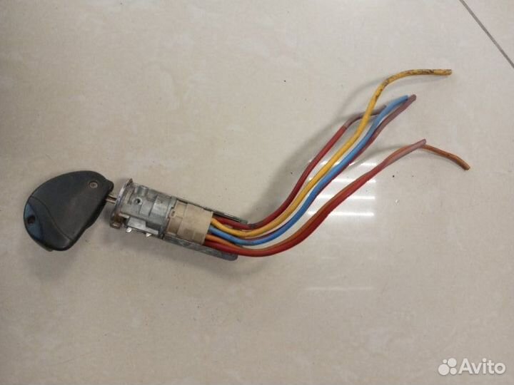 Замок зажигания Peugeot 806 минивен EW10J4 2001