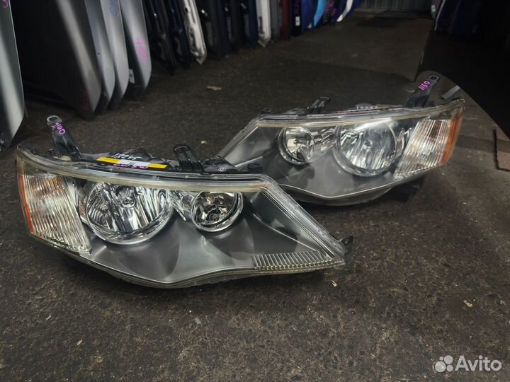 Фара Mitsubishi Outlander XL