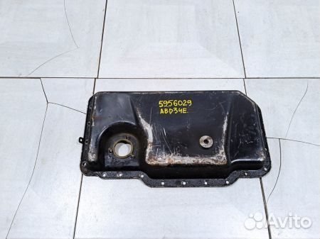 Поддон двигателя Ауди A8 D3 4E