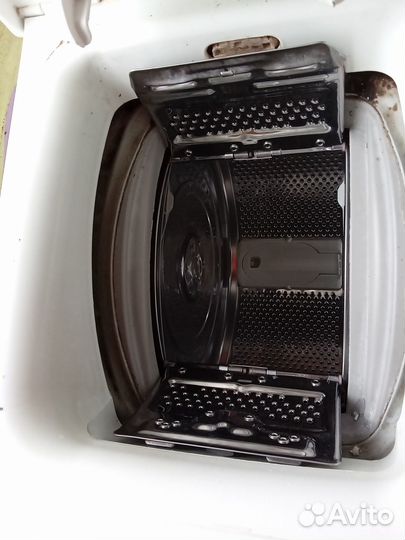 Стиральная машина на запчасти нерабочая