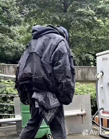 Balenciaga bomber SS22 Destroyed