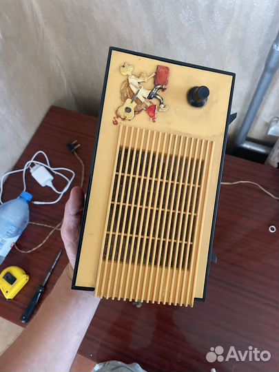 Радиоприемник ретро для интерьера