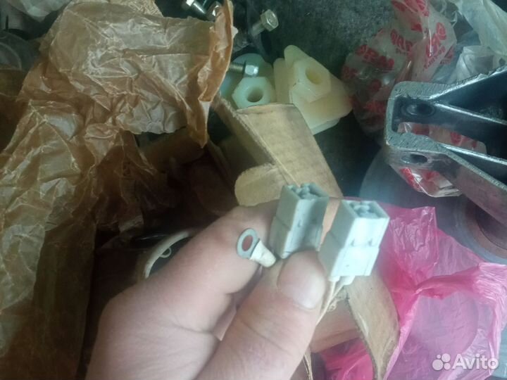 Запчасти для снегохода рысь