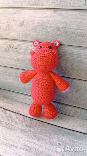 Мягкая вязаная игрушка Бегемот