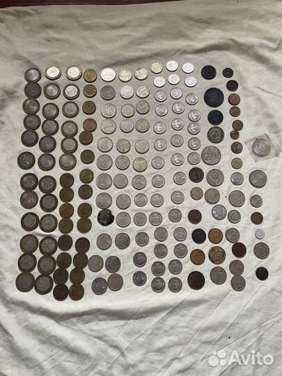 Юбилейные монеты