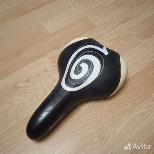 Седло для велосипеда