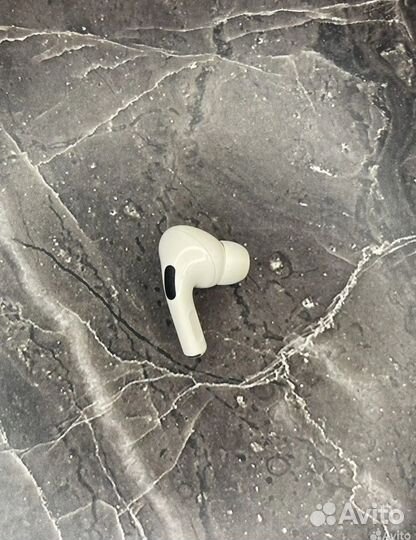 Наушники airpods pro левый