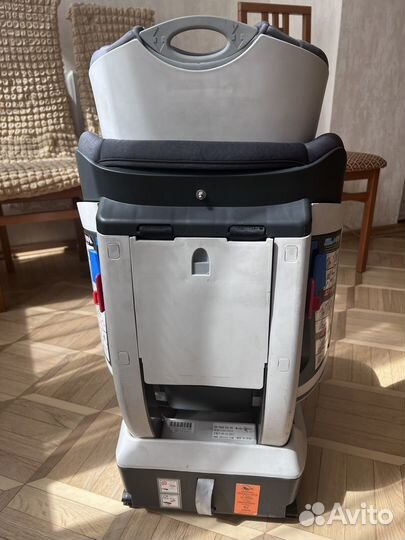 Детское автокресло Chicco до 25 кг